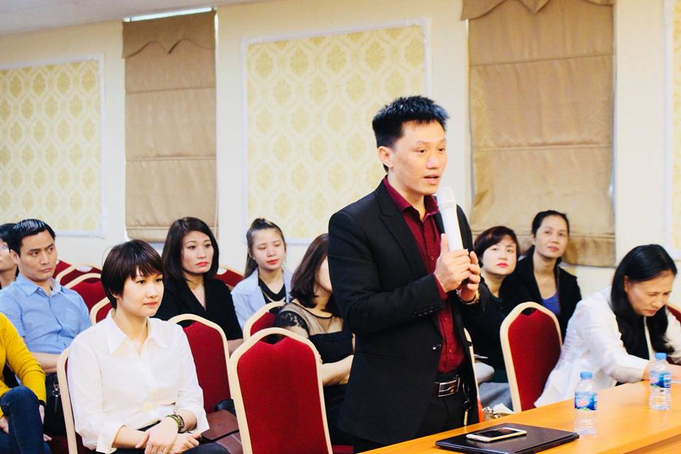 Ông Phạm Hồng Sơn - Tổng Giám Đốc Công ty ACMAN